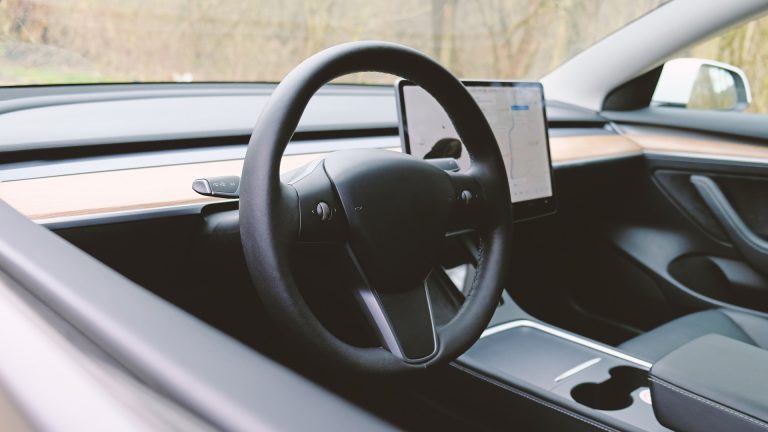 tesla-interior
